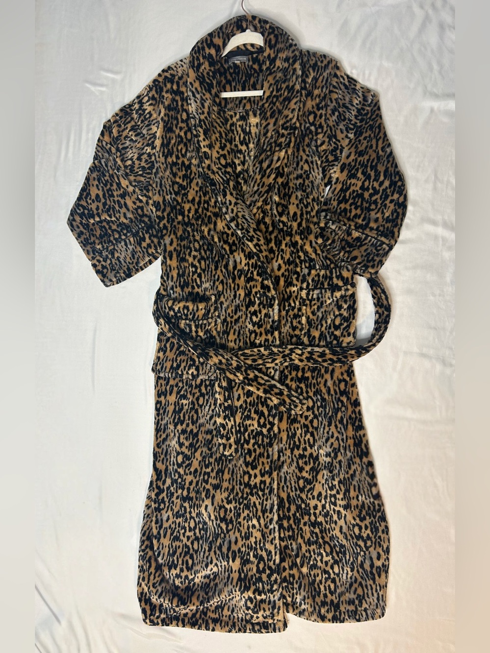Lord & Taylor Women’s Leopard Print Plush Robe – Size S – Ultra Soft Luxury Robe